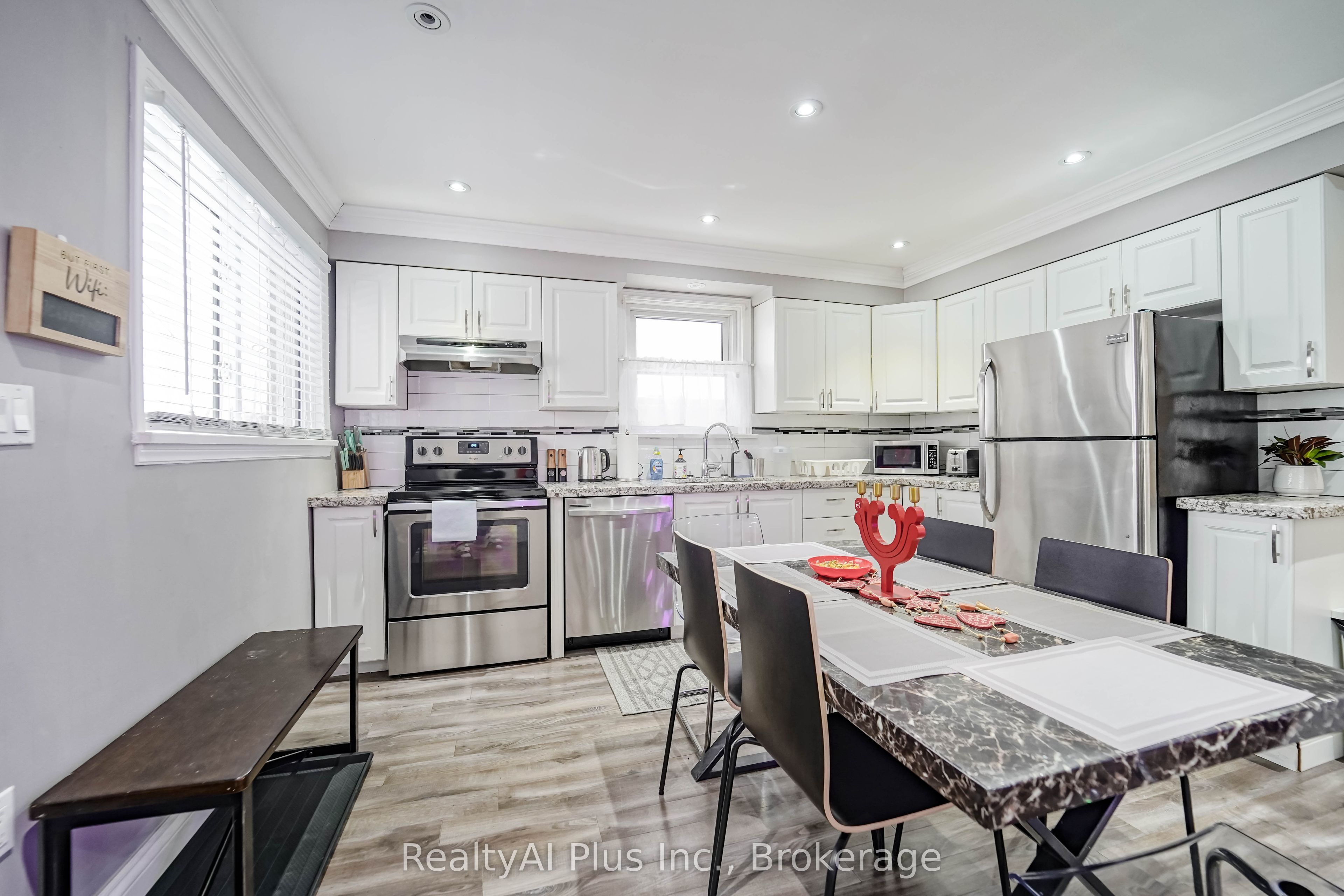 137 Banting Avenue