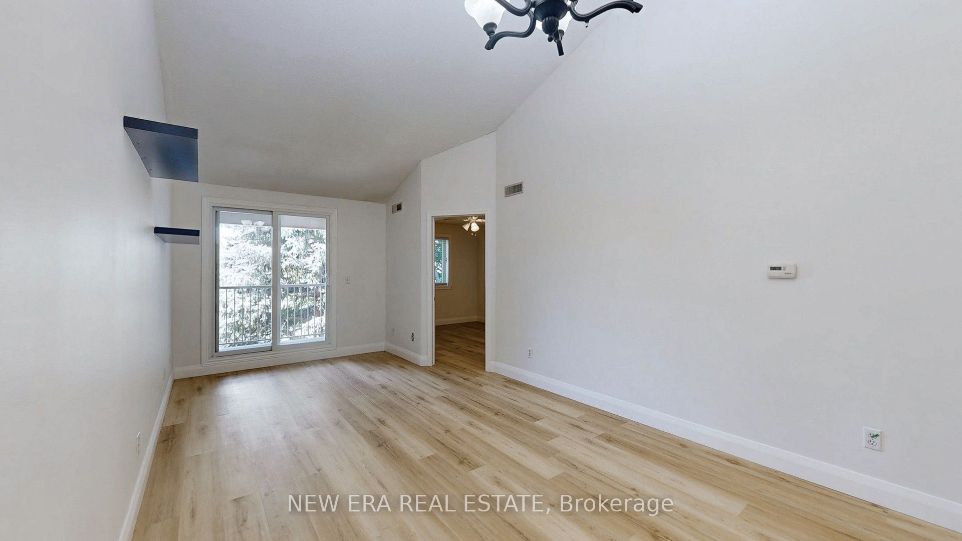 75 Bristol Road E 199