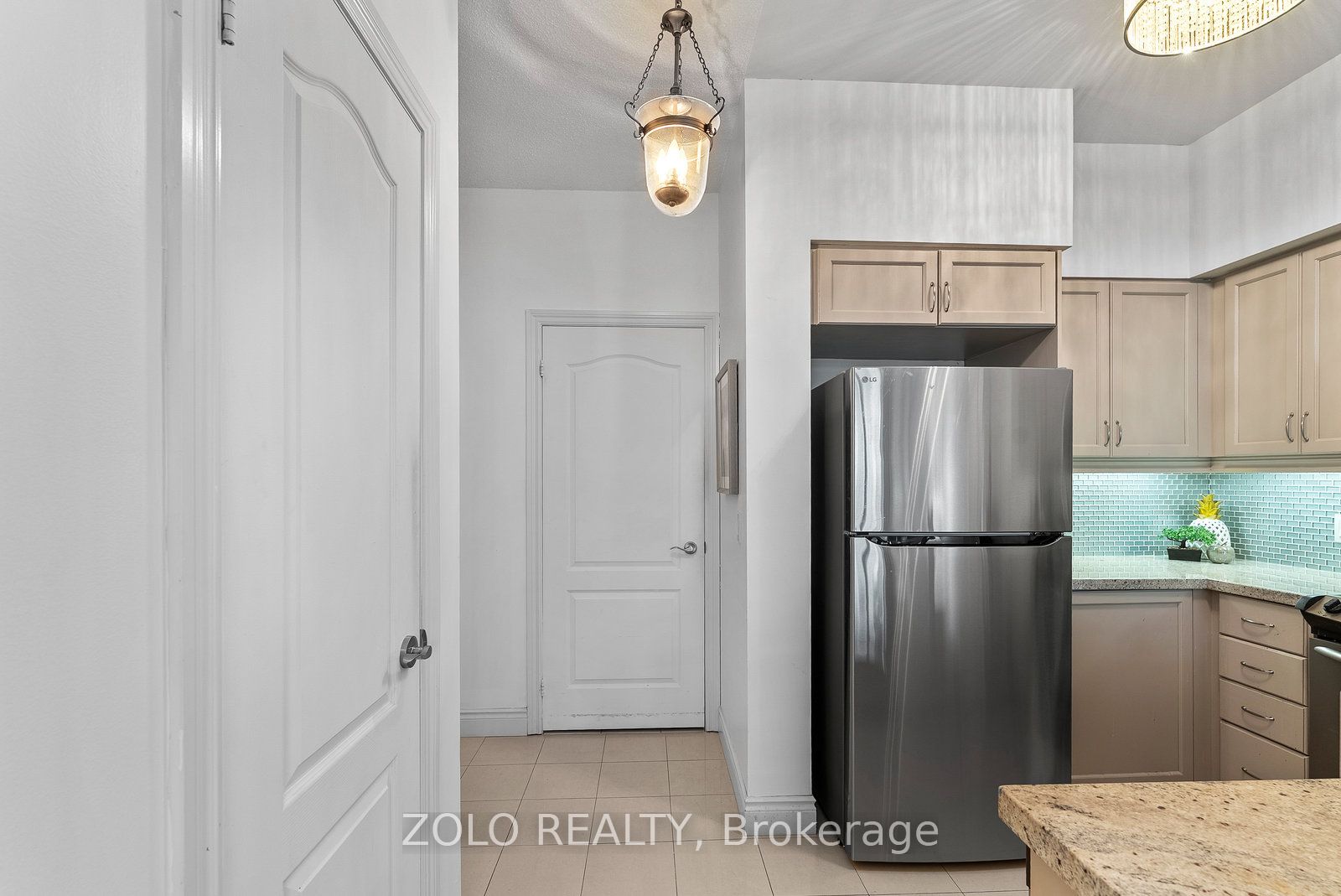 319 Merton Street 113