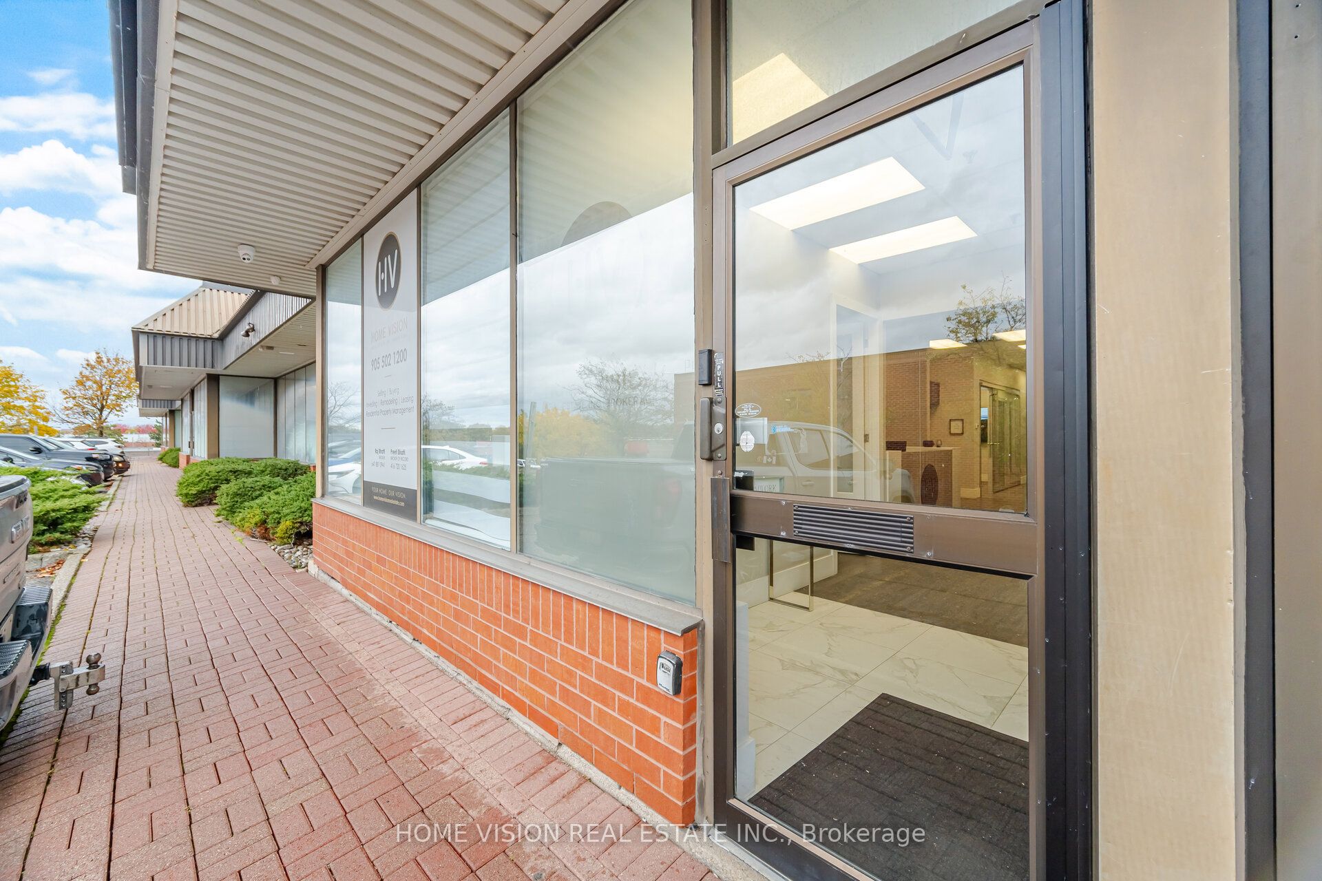 315 Traders Boulevard E 11