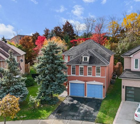 2286 Yorktown Circle Mississauga ON L5M 5Y1