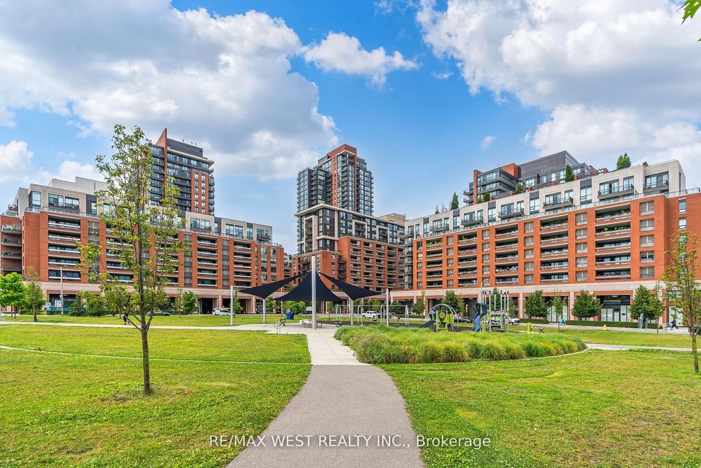 Photo of 830 Lawrence Avenue #803, Toronto, ON M6A 1C3 (MLS # W12195259)