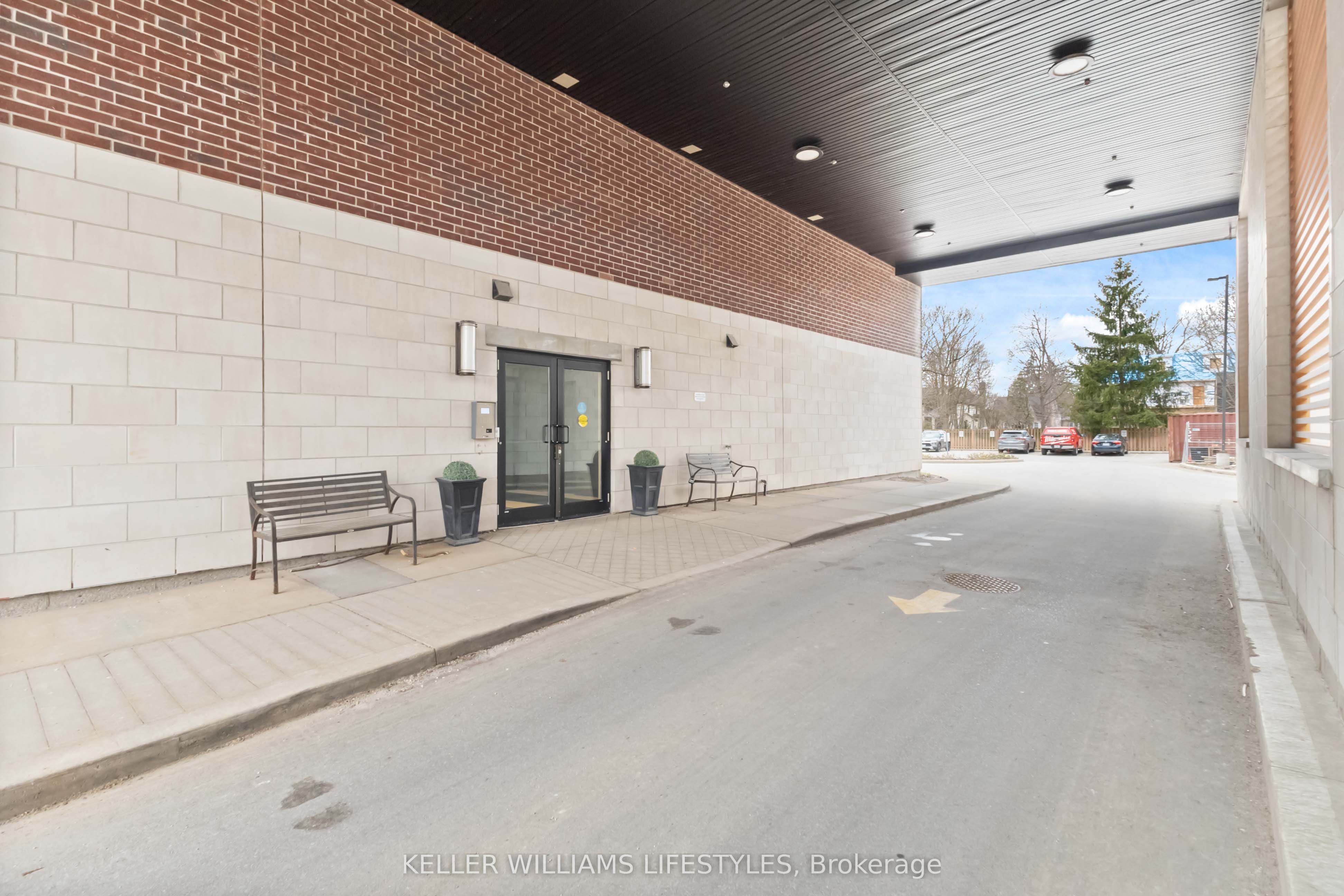 Photo 1 of 45 — 89 RIDOUT Street S 305, London South, ON N6C 3X2