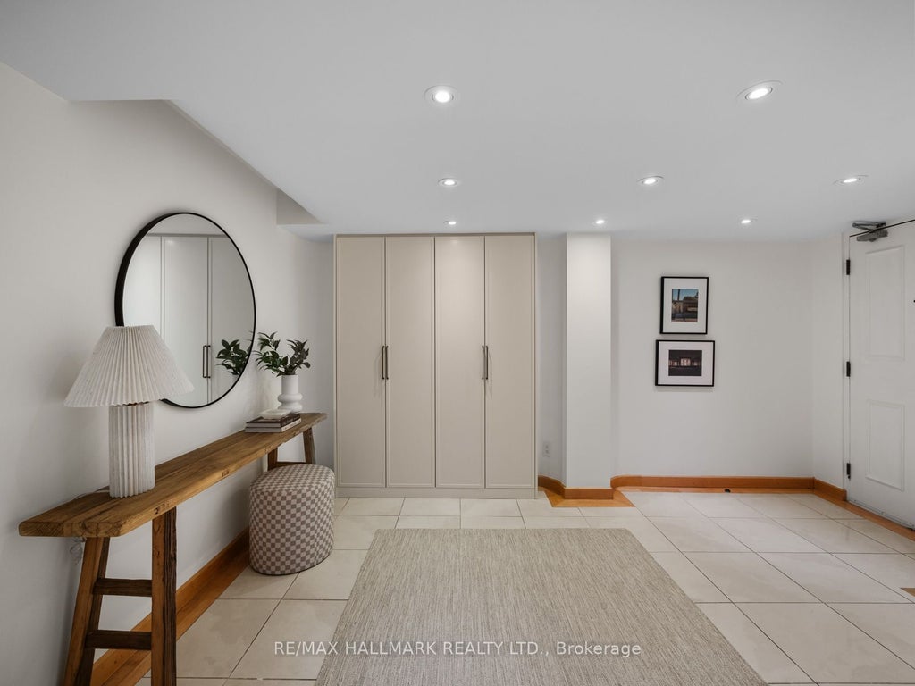 Photo of 25 George Street #305, Toronto, ON M5A 4L8 (MLS # C13825714)