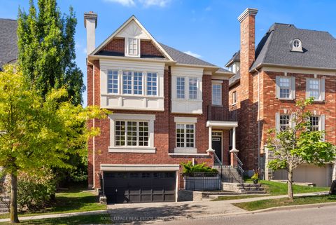 44 True Davidson Drive Toronto ON M4W 3X5