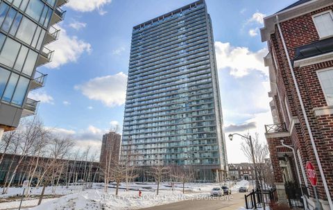 105 The Queensway Way 813 Toronto ON M6S 5B5