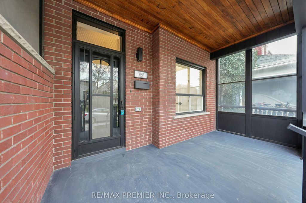Photo of 388 Crawford Street, Toronto, ON M6J 2V9 (MLS # C12286595)