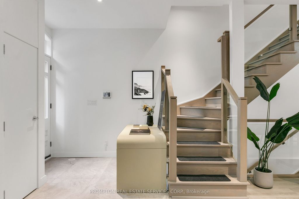 Photo of 11 Gloucester Street, Toronto, ON M4Y 1L8 (MLS # C12357450)