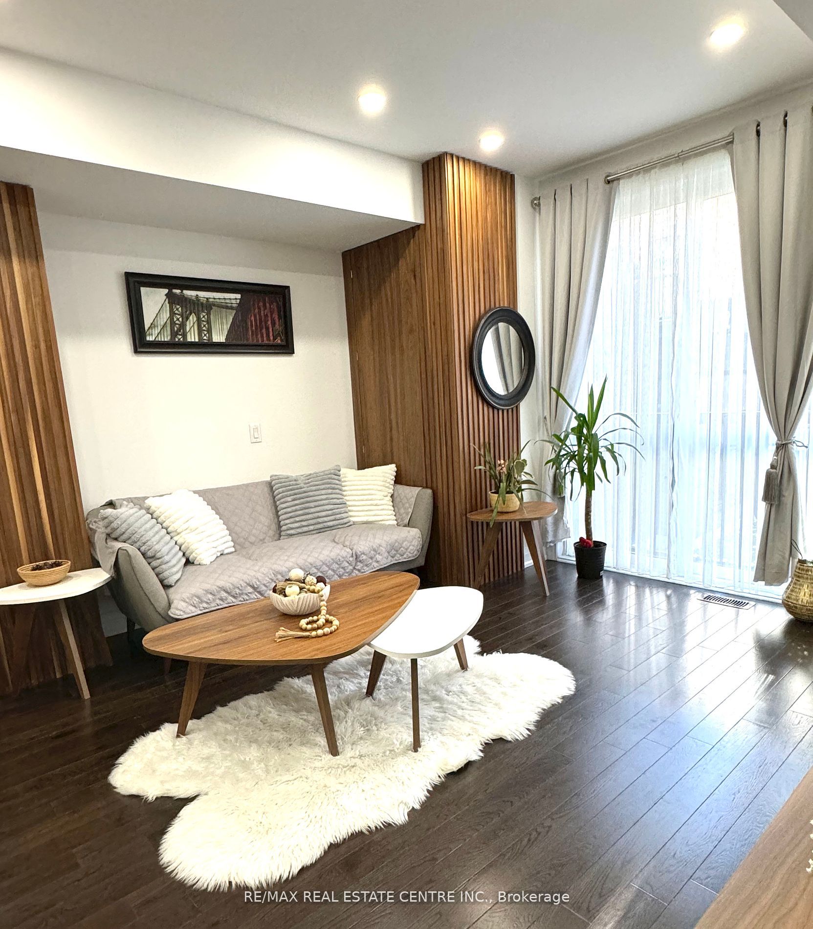 1210 Main Street E 107