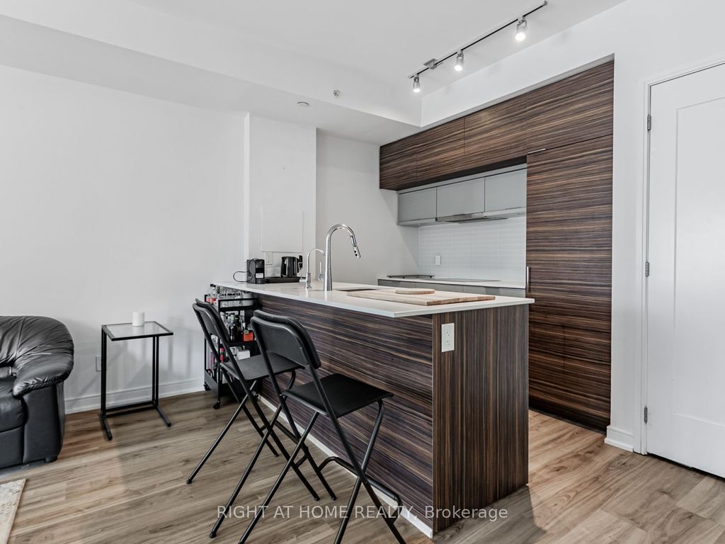 Photo of 88 Scott Street #813, Toronto, ON M5E 0A9 (MLS # C12240084)