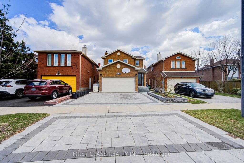 Photo of 4503 Kimbermount Avenue, Mississauga, ON L5M 4J4 (MLS # W12958164)
