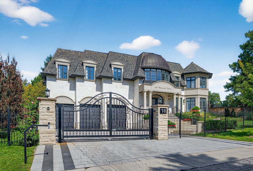 Photo of 18 Suncrest Drive, Toronto, ON M3C 2L2 (MLS # C12406124)