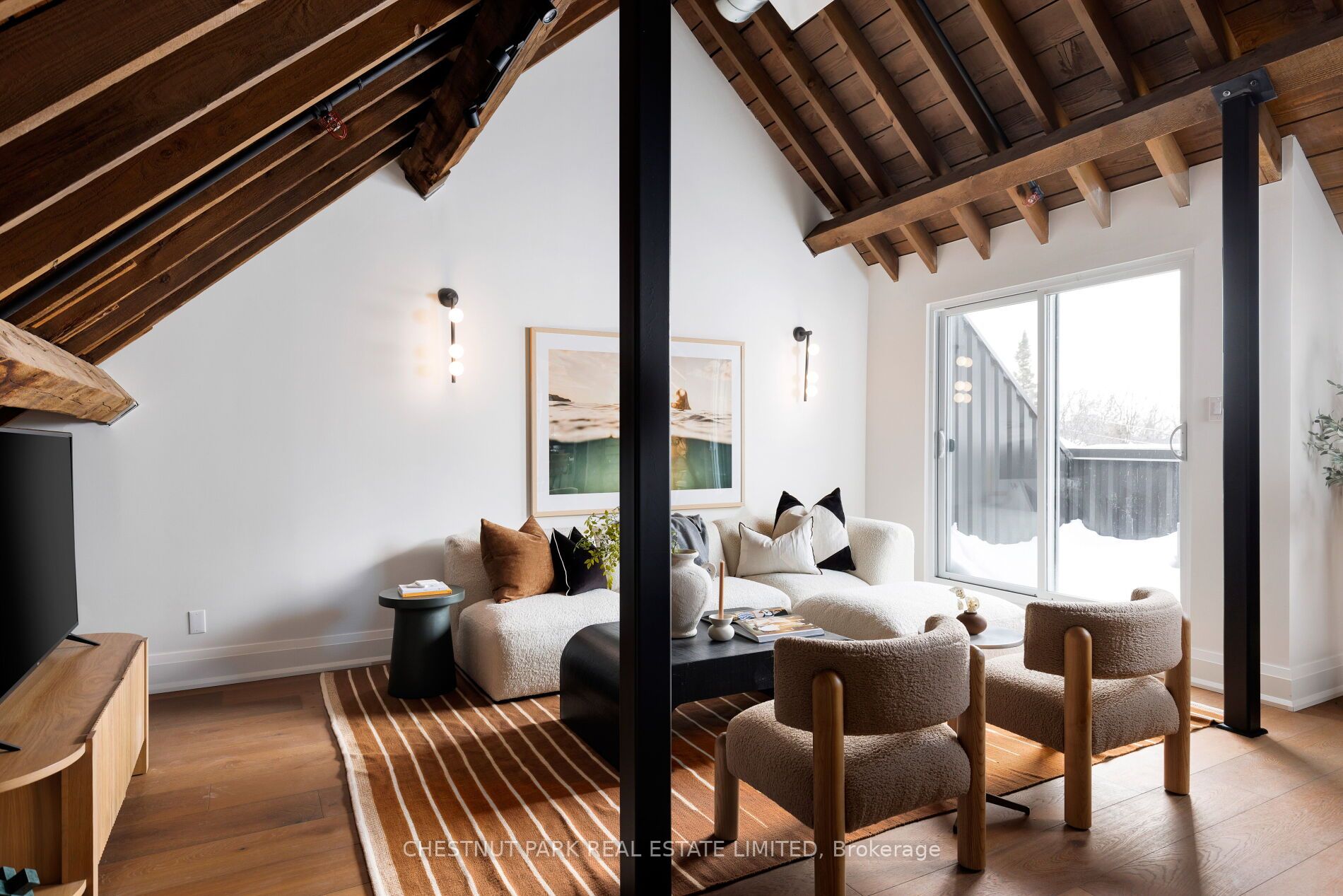 384 Sunnyside Avenue 309