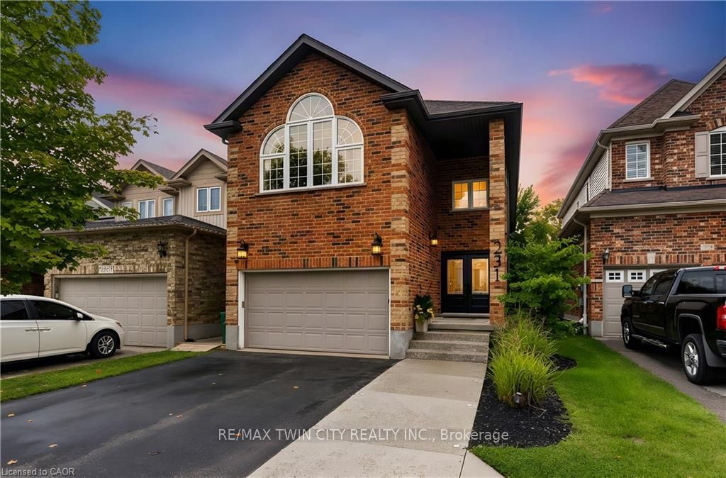 Photo of 231 STEEPLERIDGE Street, Kitchener, ON N2P 2W1 (MLS # X13867952)