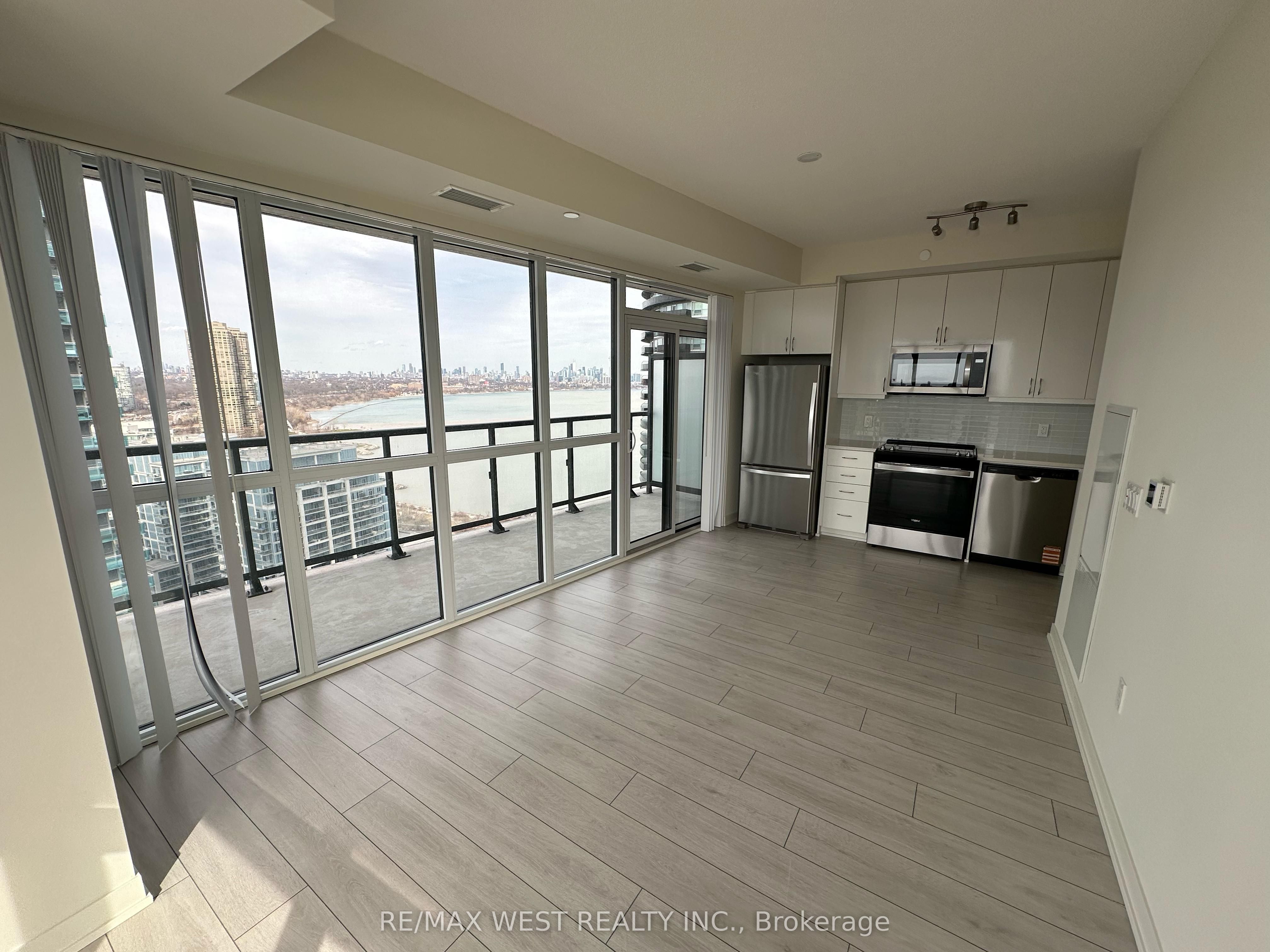38 Annie Craig Drive 2511