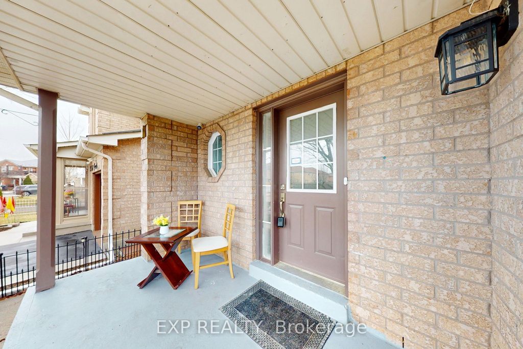 Photo of 4 Secord Crescent, Brampton, ON L6X 4Z3 (MLS # W12905842)