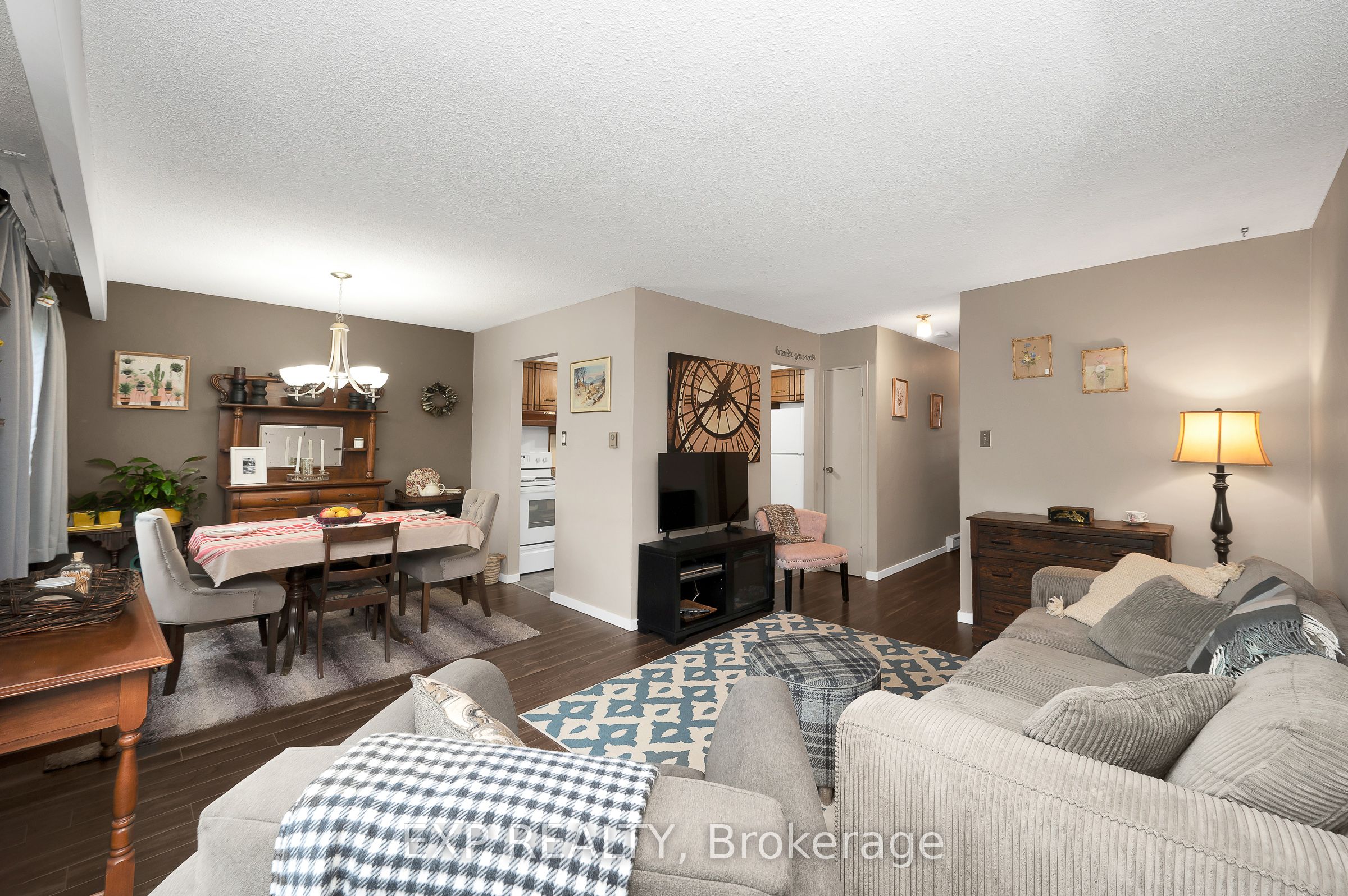 5017 Pinedale Avenue 21