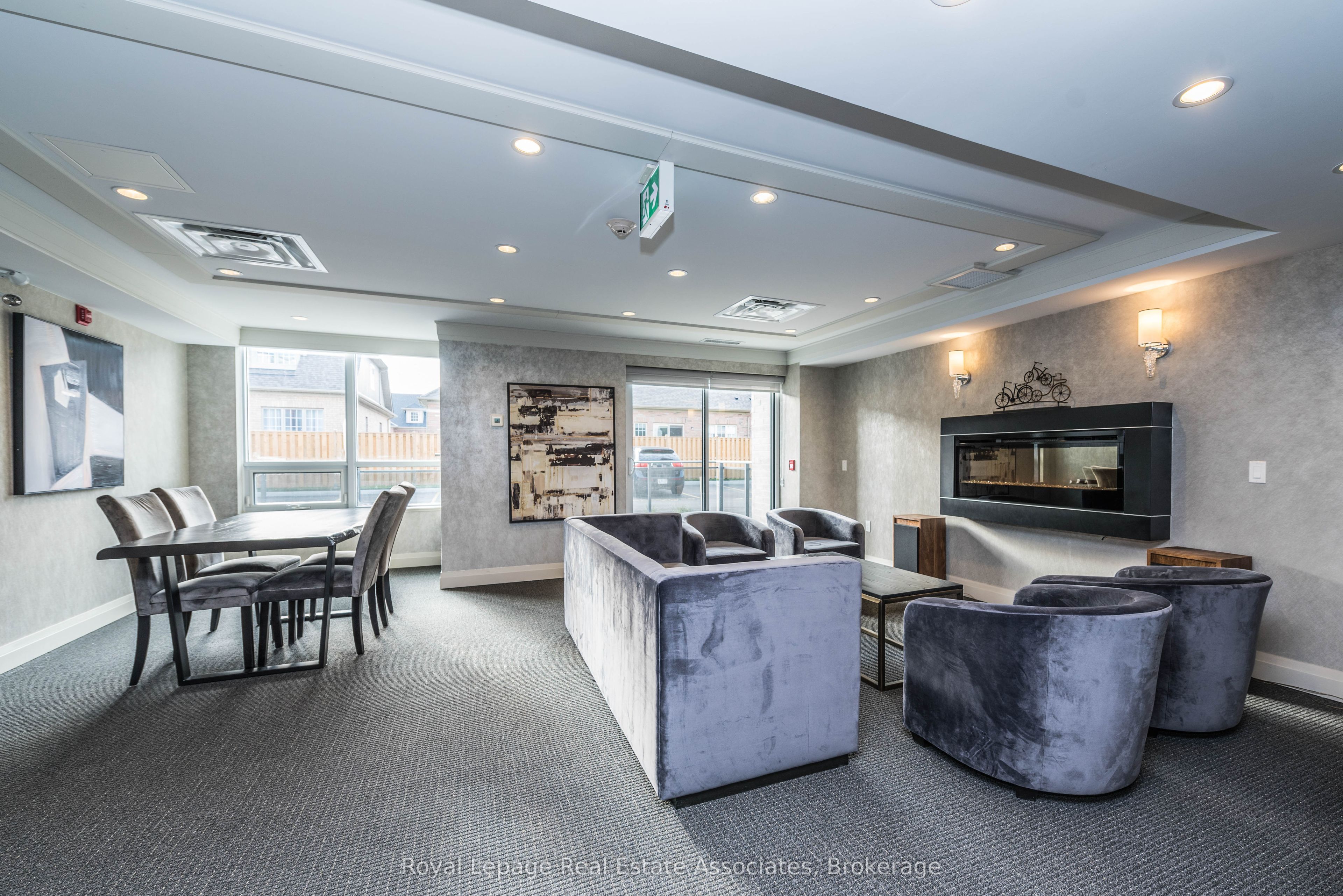 40 Via Rosedale Way 304