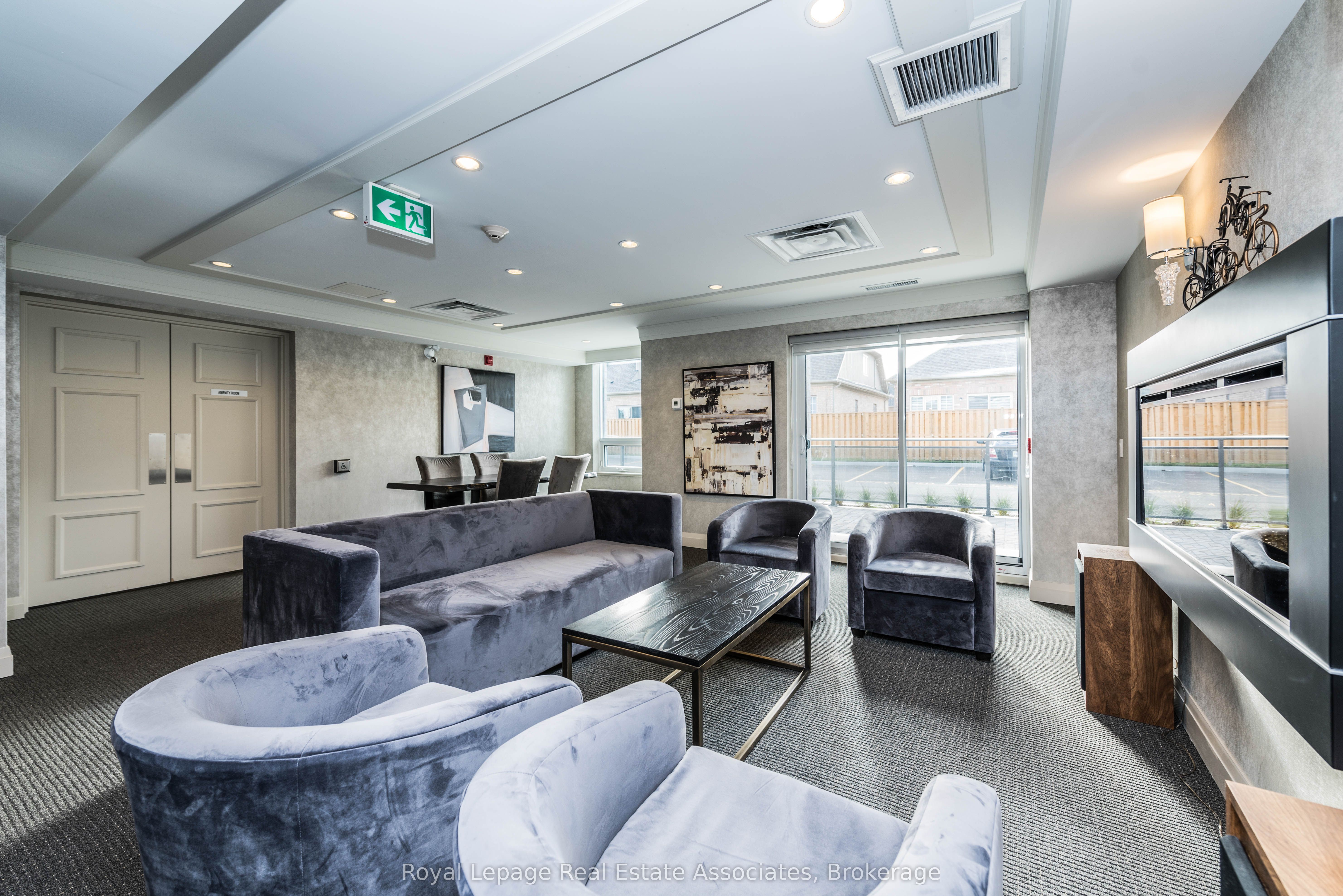 40 Via Rosedale Way 304