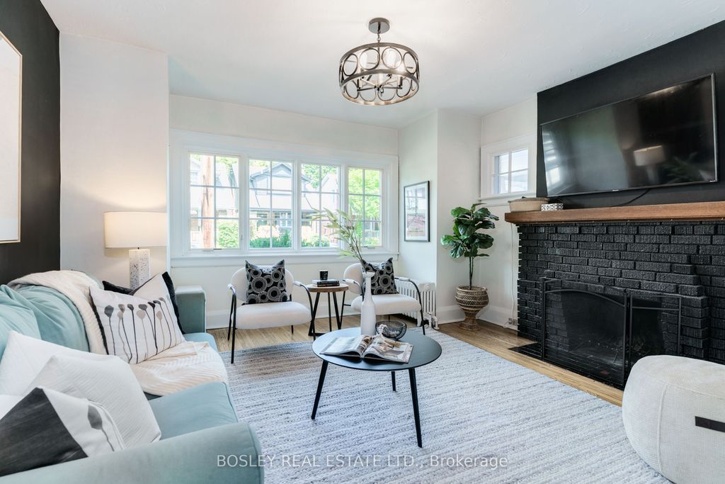 Photo of 43 Eastwood Road, Toronto, ON M4L 2C6 (MLS # E12434205)