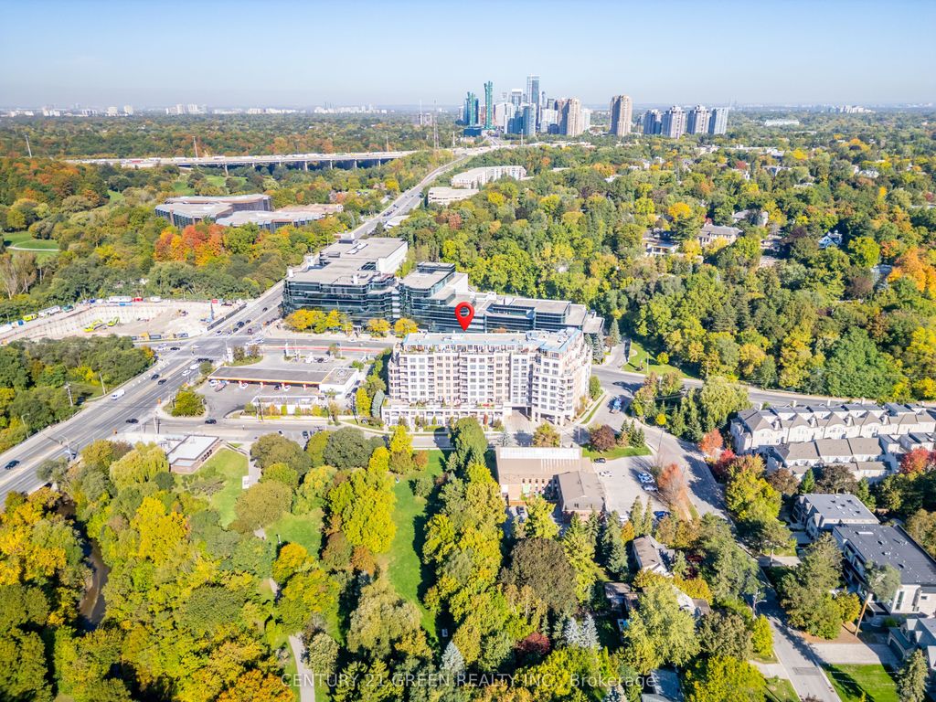 Photo of 10 Old York Mills Road #402, Toronto, ON M2P 2G9 (MLS # C12449540)