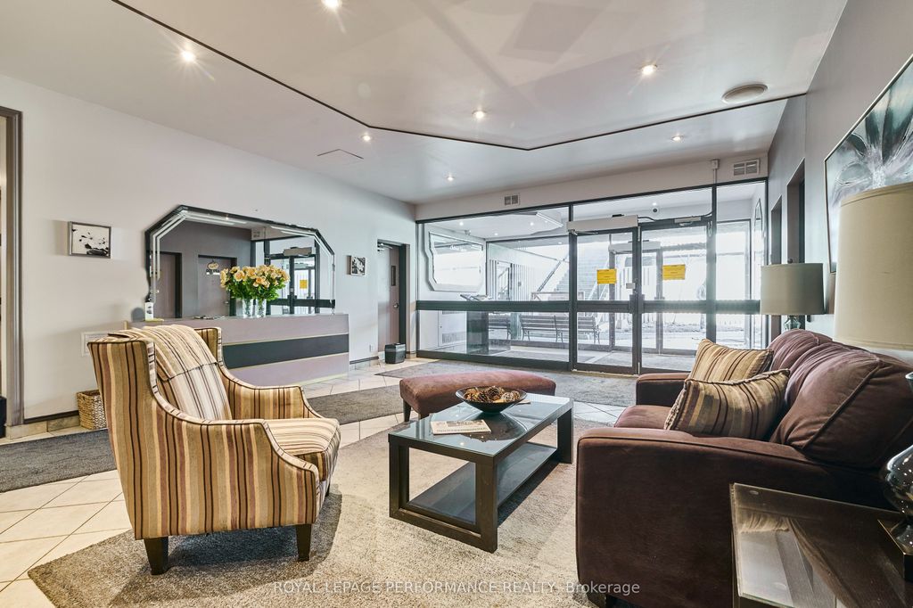 Photo of 158 B McArthur Avenue #202, Vanier and Kingsview Park, ON K1L 8C9 (MLS # X12584000)