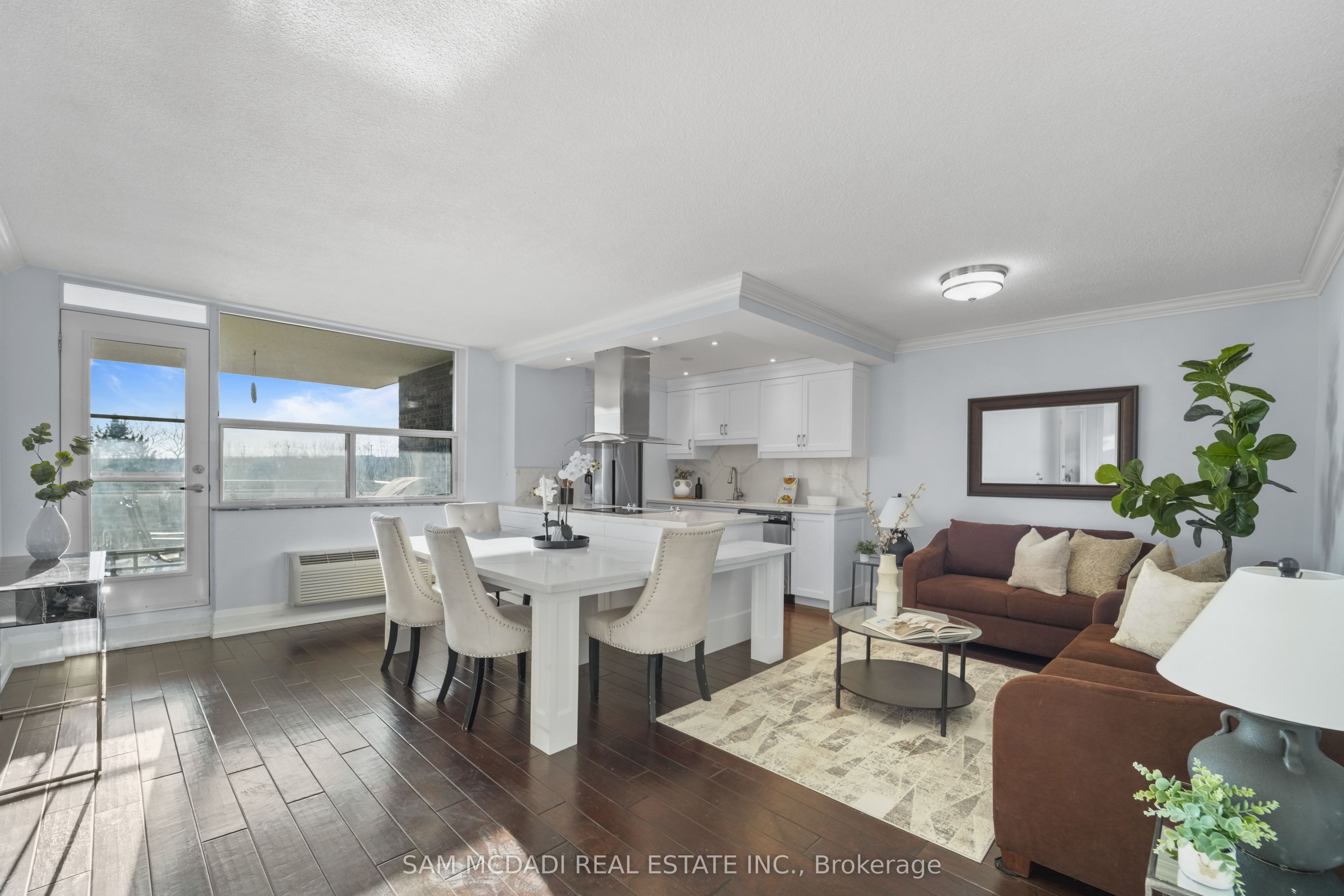 966 Inverhouse Drive 409