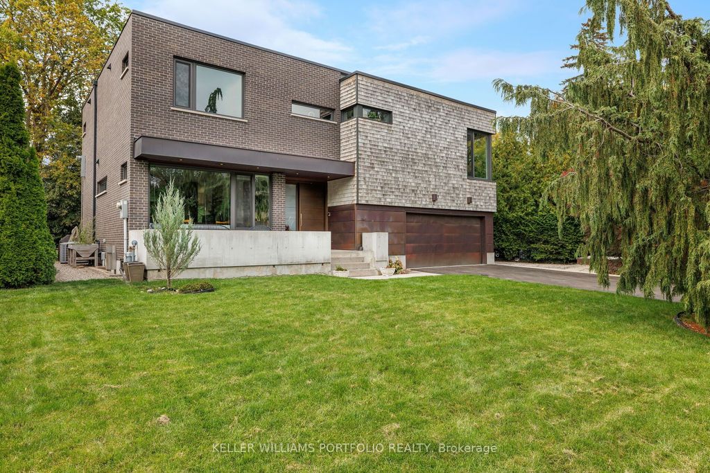 Photo of 42 Talwood Drive, Toronto, ON M3B 2P5 (MLS # C12518748)