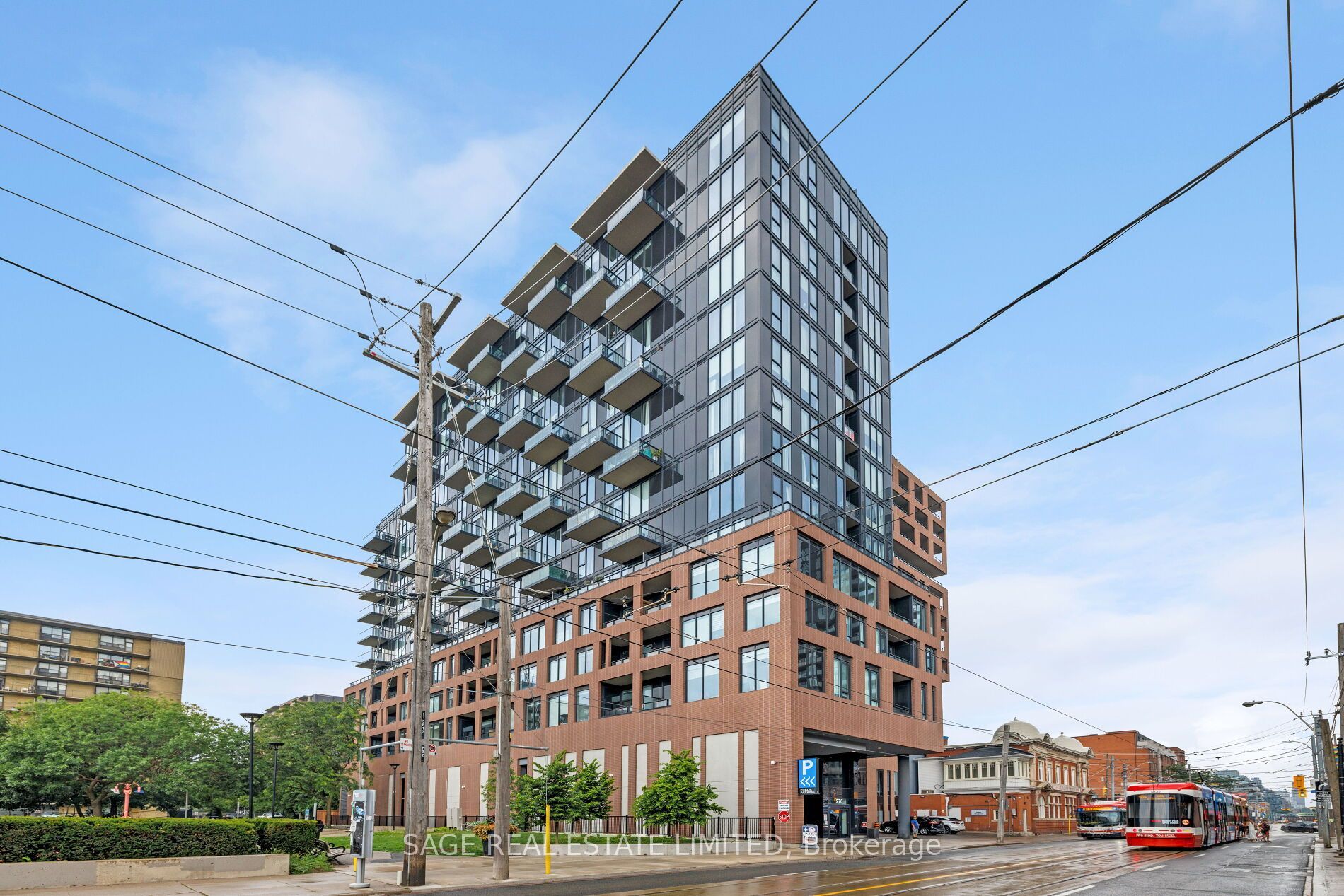 270 Dufferin Street 1012