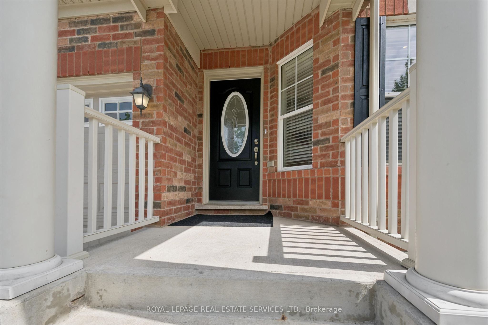 937 Vickerman Way