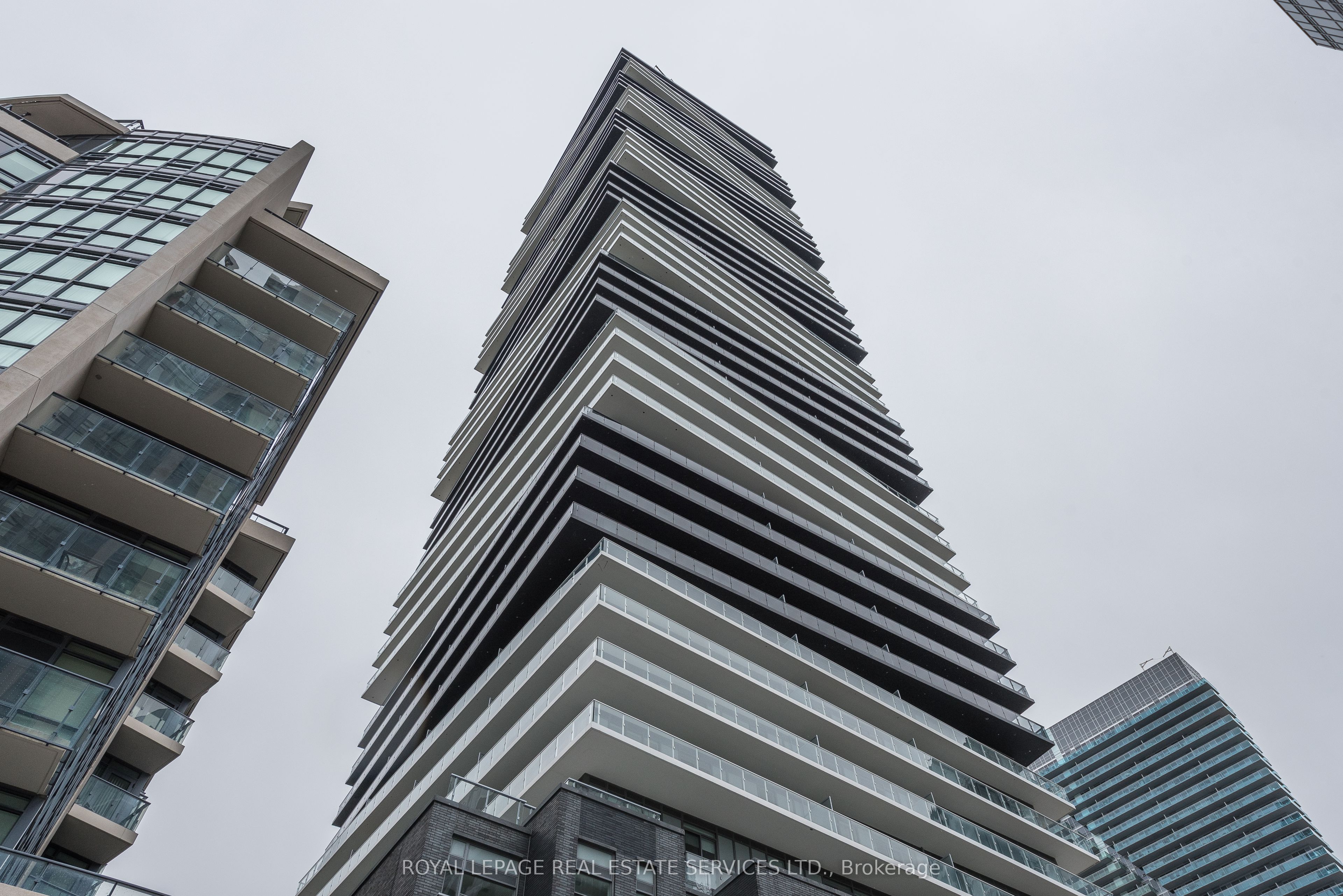 56 ANNIE CRAIG Drive 3903