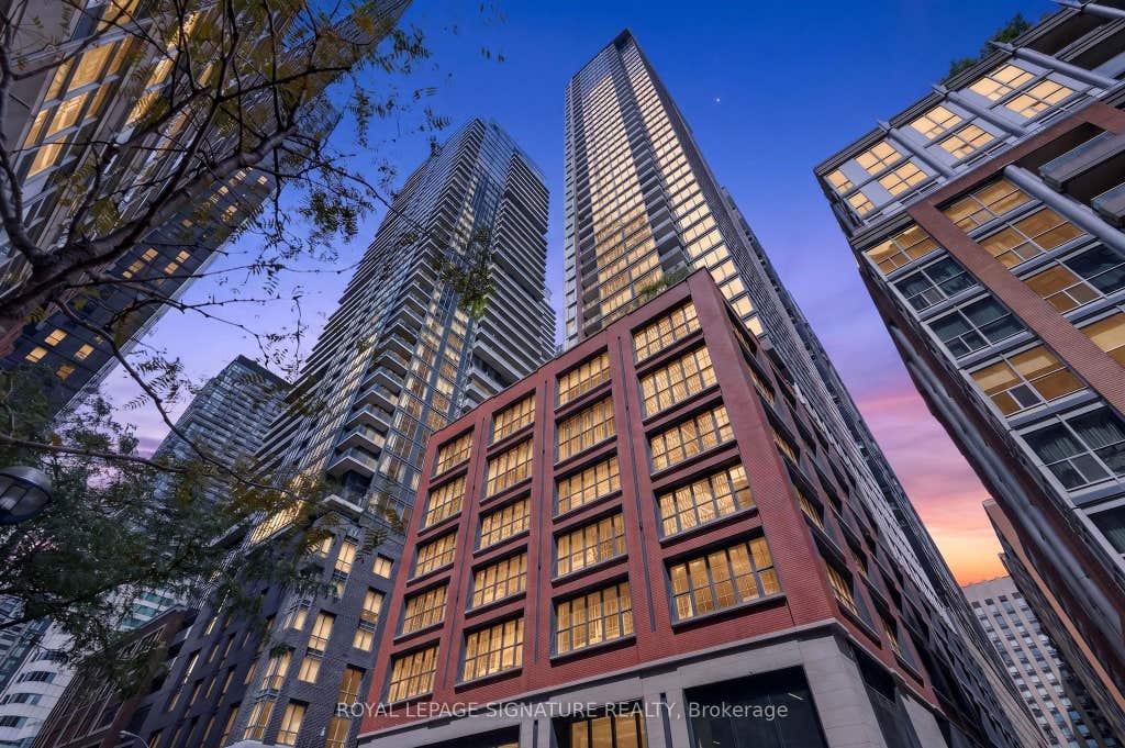 Photo of 15 Mercer Street #4005, Toronto, ON M5V 0T8 (MLS # C13656474)