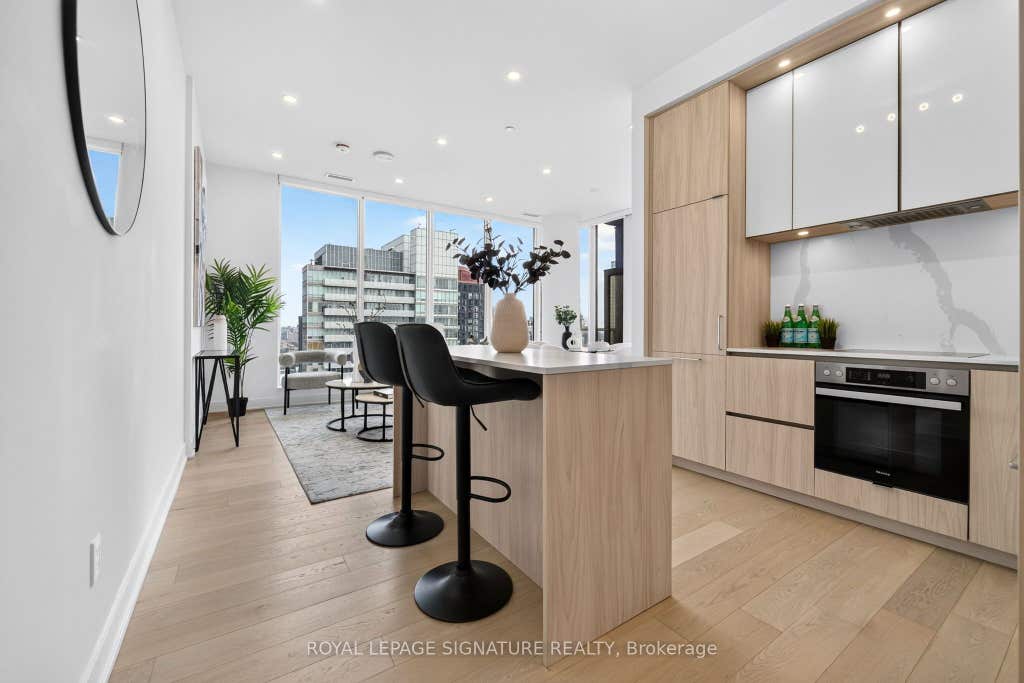 Photo of 15 Mercer Street #4005, Toronto, ON M5V 0T8 (MLS # C13656474)