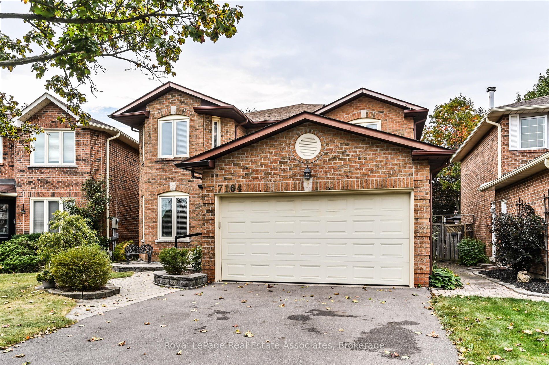 7164 Danton Promenade