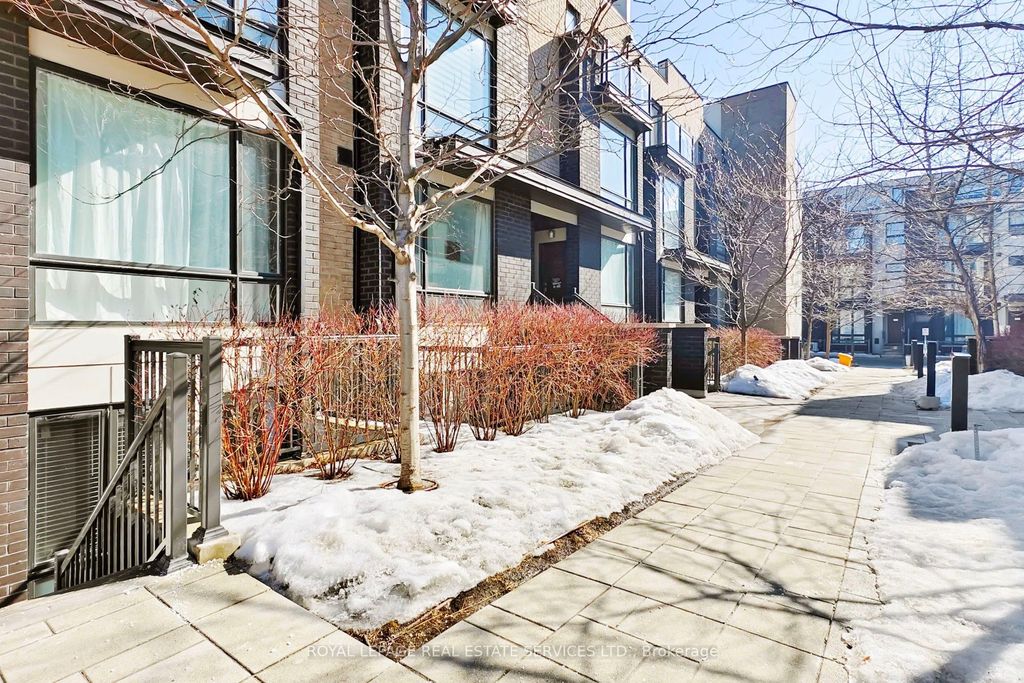 Photo of 32 Fieldway Road #102, Toronto, ON M8Z 0E3 (MLS # W12852034)