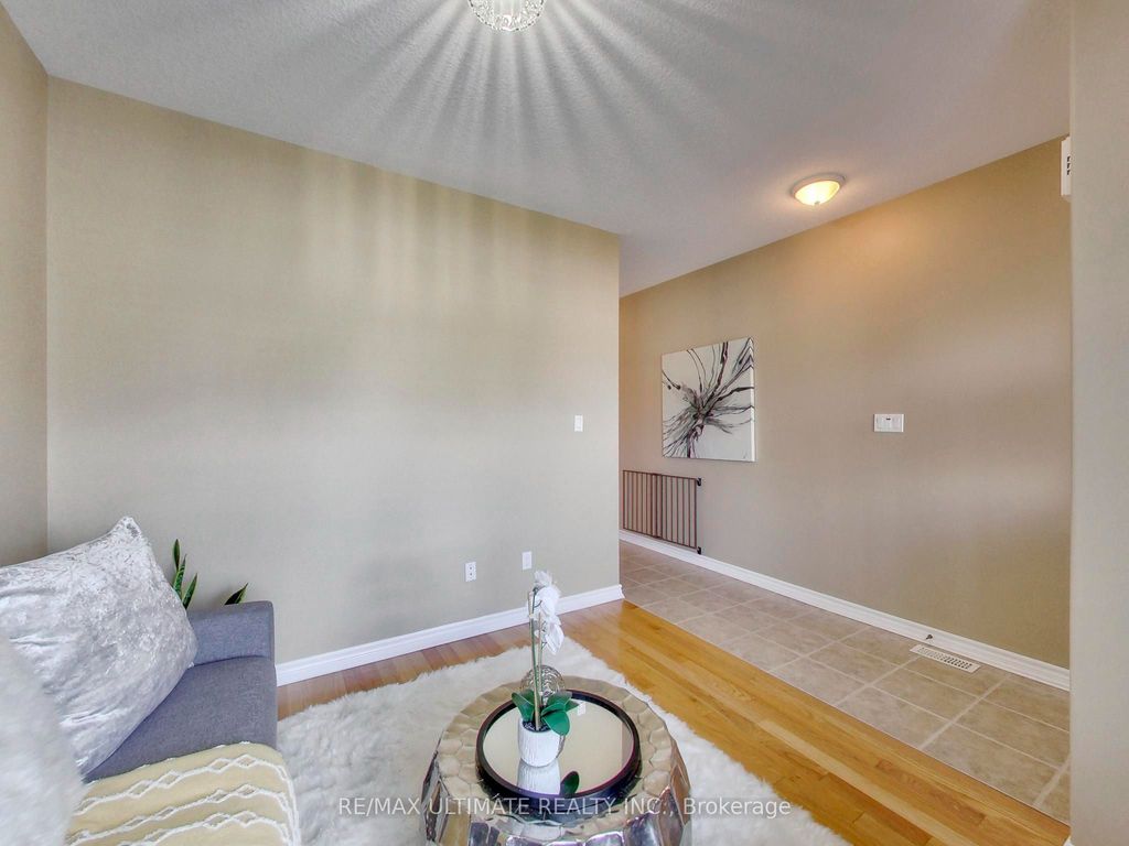 Photo of 152 Gray Avenue, New Tecumseth, ON L9R 0G5 (MLS # N13555000)