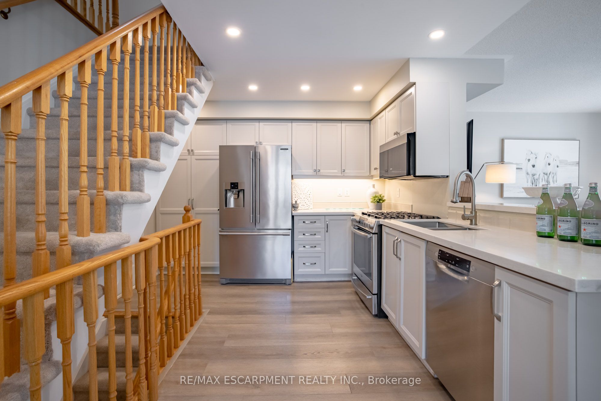 1050 Grand Boulevard 11
