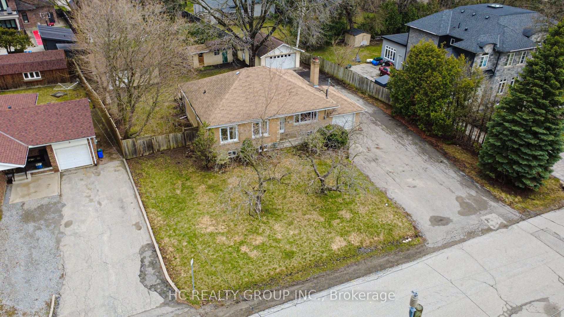 5 Grandview Boulevard