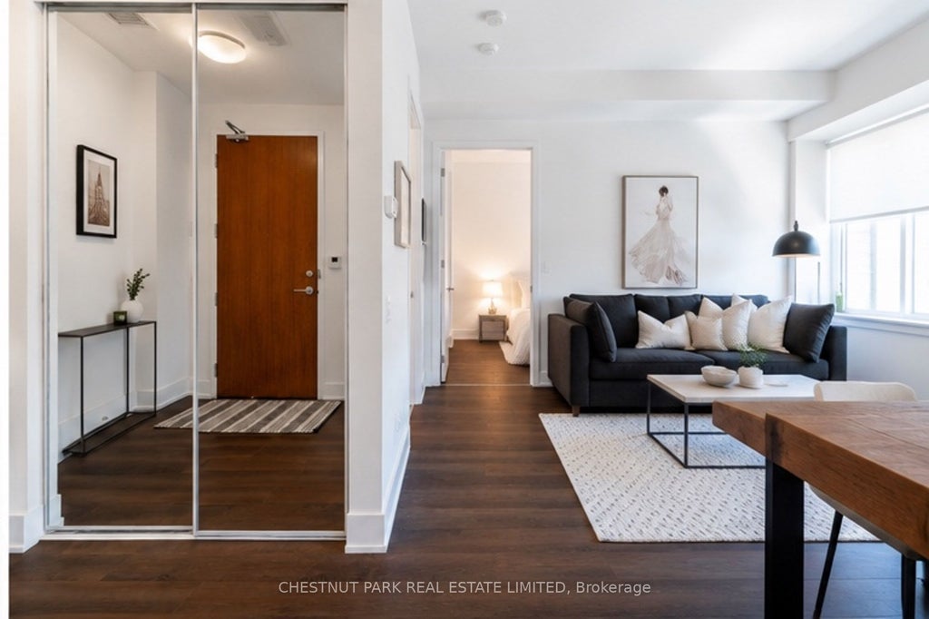 Photo of 111 St Clair Avenue W #320, Toronto, ON M4V 1N5 (MLS # C13796132)