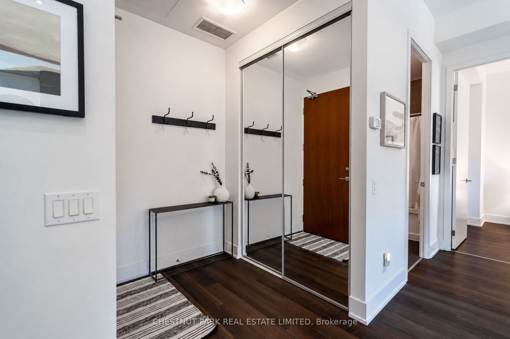 Photo of 111 St Clair Avenue W #320, Toronto, ON M4V 1N5 (MLS # C13796132)