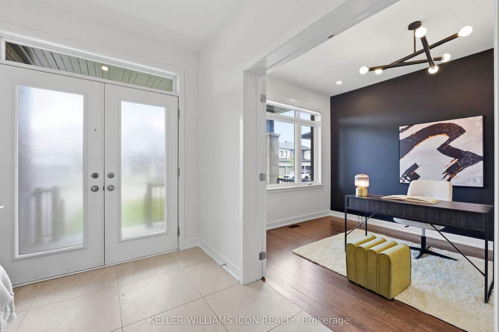 Photo of 702 ROSALES Ridge, Leitrim, ON K1T 0V5 (MLS # X13712146)
