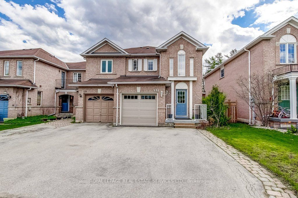 Photo of 331 Ravineview Way, Oakville, ON L6H 6S5 (MLS # W13117948)