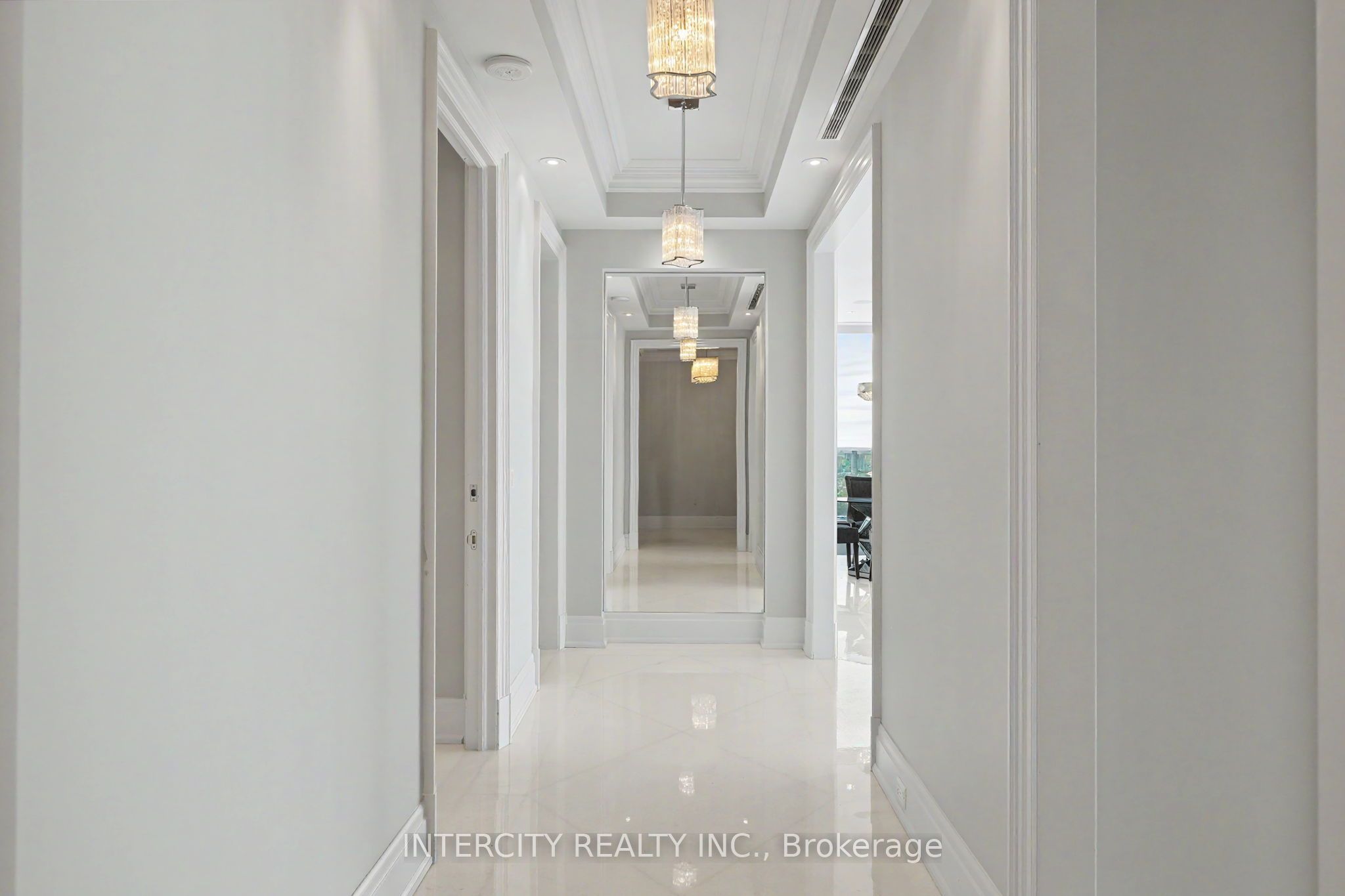 50 Yorkville Avenue 4001