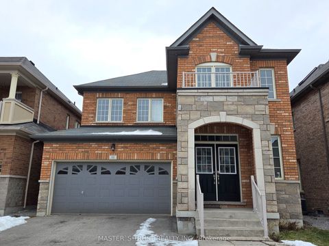 11 Beacon Point Street Markham ON L6E 0P3
