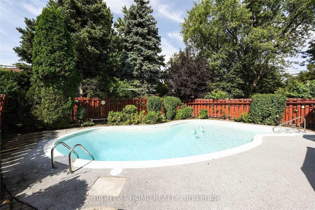 Photo of 21 Mitre Place, Toronto, ON M9R 3C5 (MLS # W13608616)