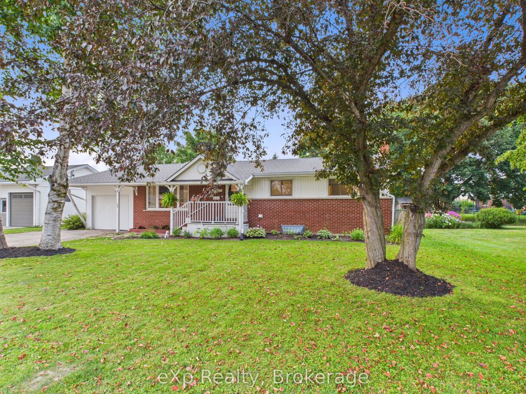 Photo of 32 Centennial Street, Arran-Elderslie, ON N0G 1L0 (MLS # X12652398)