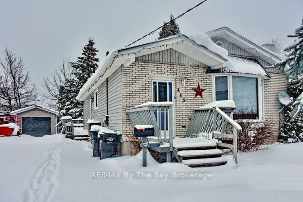Photo of 445 Fifth Street, Collingwood, ON L9Y 1Y4 (MLS # S12734768)