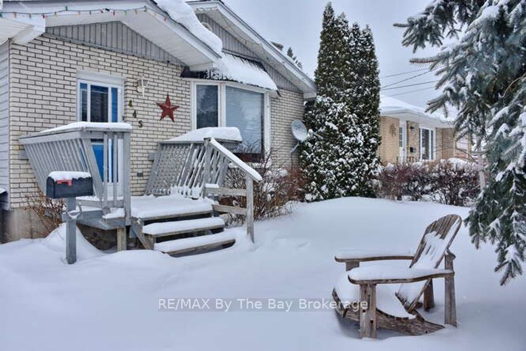 Photo of 445 Fifth Street, Collingwood, ON L9Y 1Y4 (MLS # S12734768)