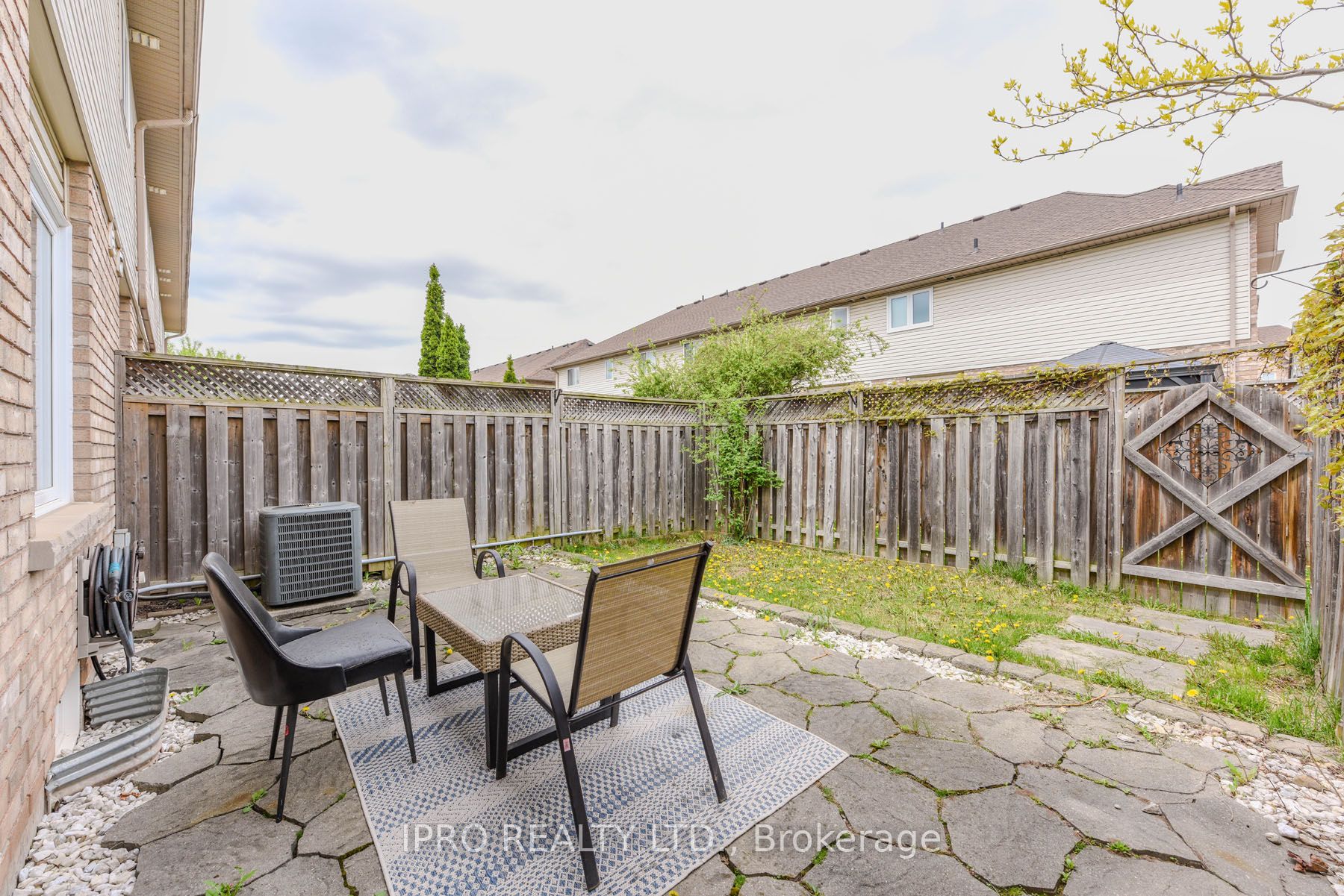4055 Forest Run Avenue 17