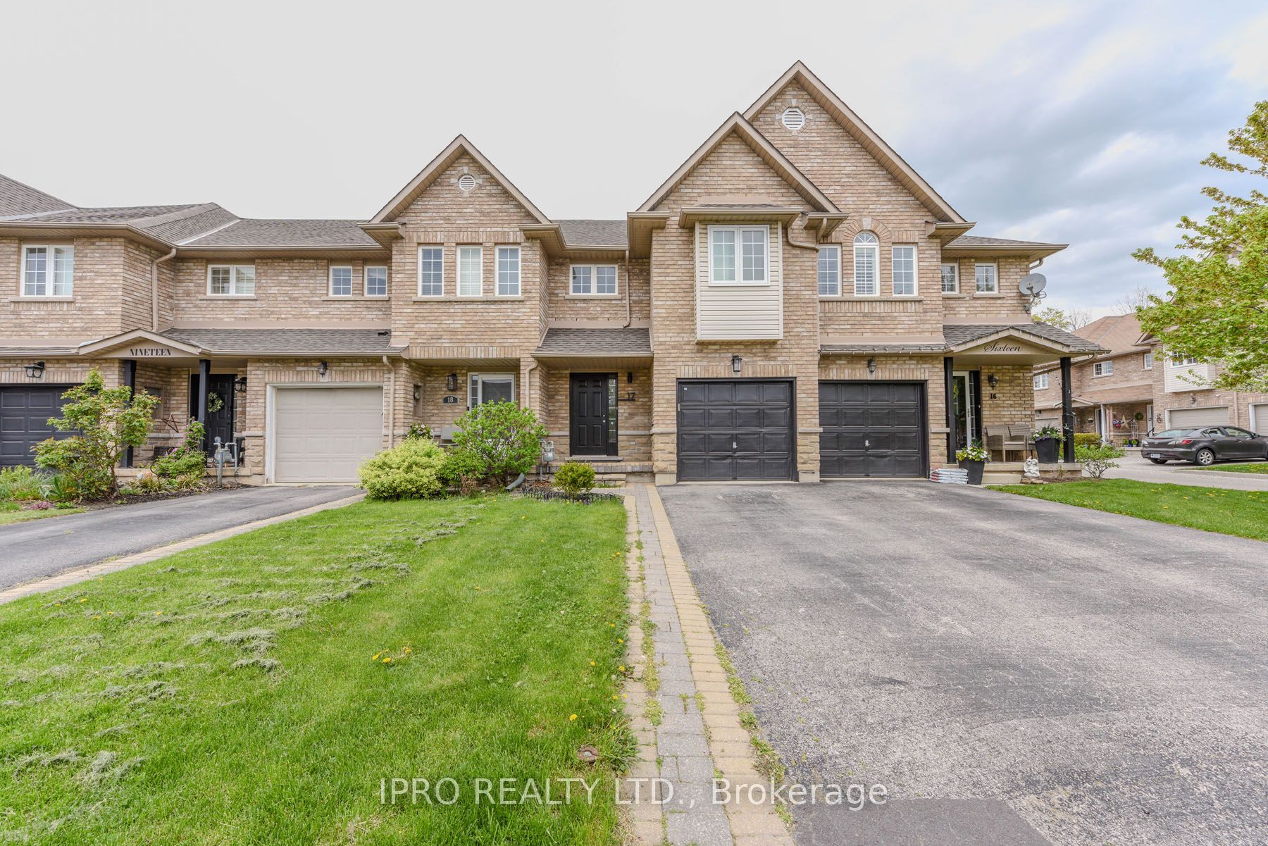 4055 Forest Run Avenue 17